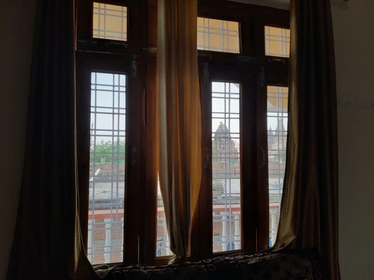 Shree Ram Homestay Orchha Extérieur photo