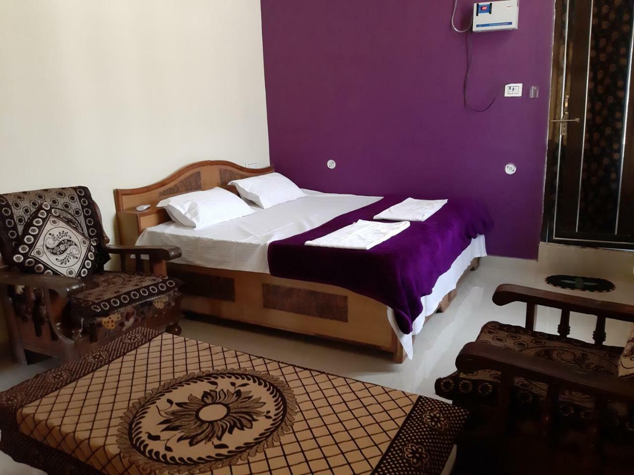 Shree Ram Homestay Orchha Extérieur photo